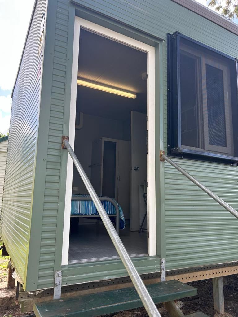 Gundy Pub & Caravan Park Gundiah Exterior photo